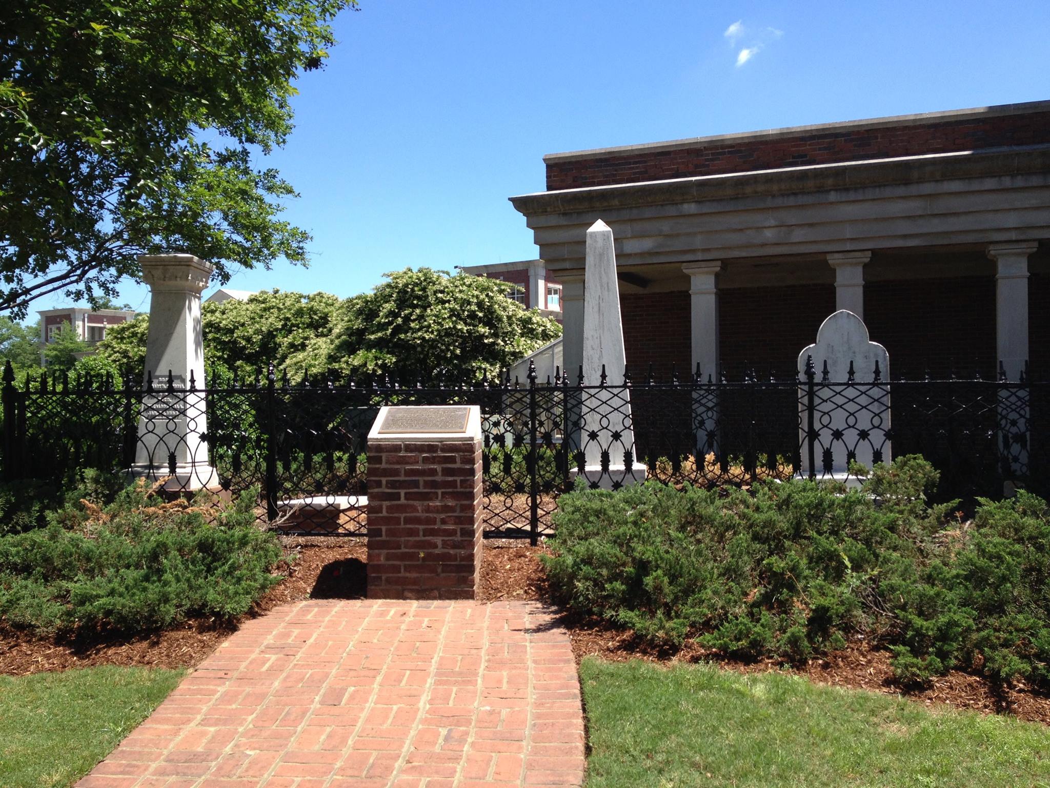 UA Slave Grave Sites
