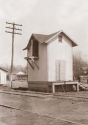 An M&O Railroad ice house